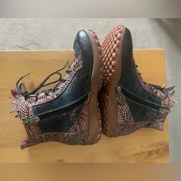 Great boots! - Picture 5 of 9